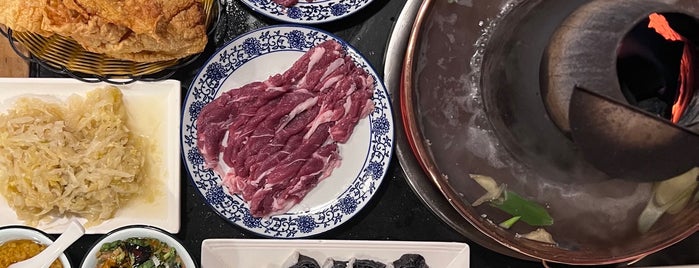 裕德孚老北京涮肉 is one of 我最爱吃.