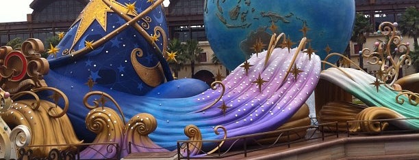 Tokyo DisneySea is one of Giappone.