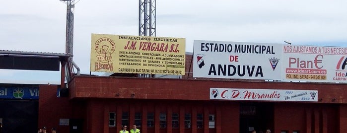 Estadio Municipal de Anduva is one of Lugares favoritos de Lover.