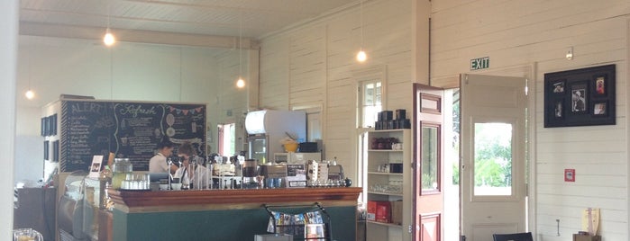 Blenheim Railway Cafe is one of Federicoさんのお気に入りスポット.