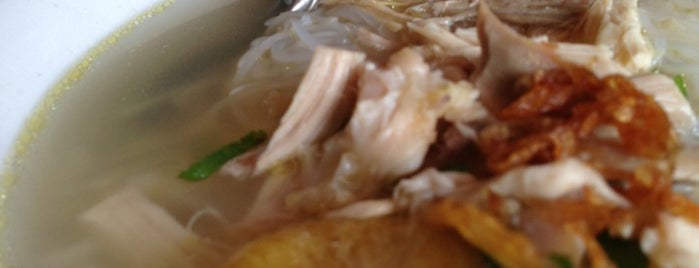 Warung Soto Ayam Gading 2 is one of Solo Culinary.