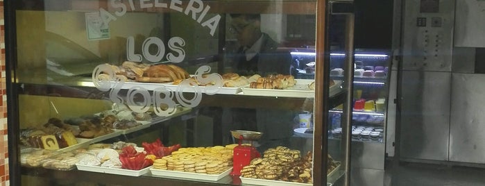 Pasteleria Los Globos is one of Posti che sono piaciuti a Alberto.