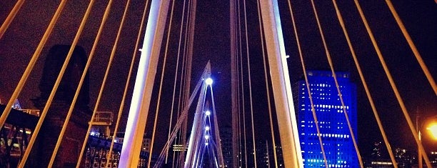 Hungerford & Golden Jubilee Bridges is one of London, baby!.