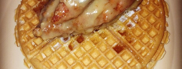 Roscoe's House of Chicken & Waffles is one of Los Angeles.