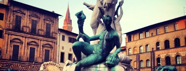 Fontaine de Neptune is one of Florence.