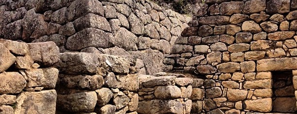 Temple of the Three Windows is one of Perú.