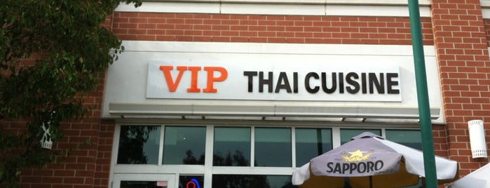 VIP Thai Cuisine is one of สถานที่ที่ Rick E ถูกใจ.