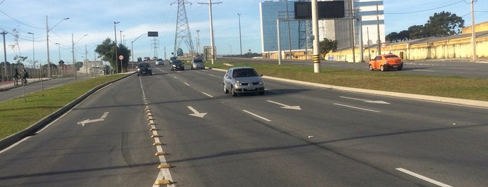 Avenida das Torres is one of Ruas de Curitiba.