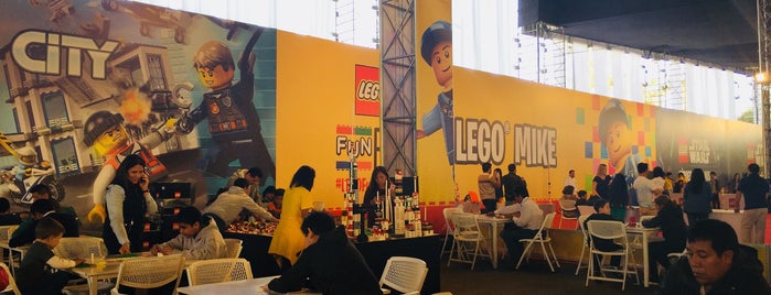 Lego Fun Fest is one of Tempat yang Disukai Paola.