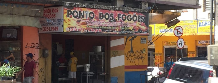 Ponto dos Fogões is one of Locais curtidos por Luciana.