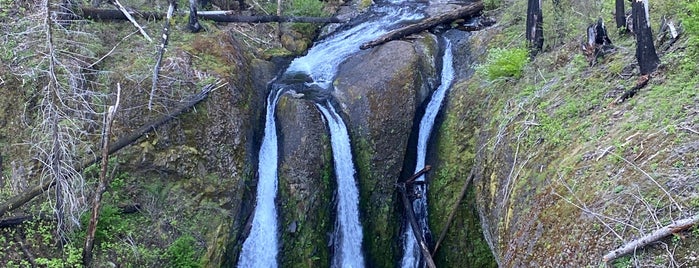 Triple Falls is one of Nature.