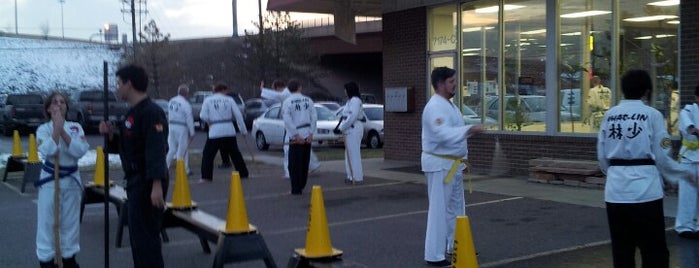 Chinese Shaolin Center for Kung Fu is one of Guthrie'nin Beğendiği Mekanlar.