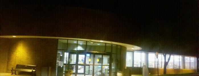 Arapahoe Libraries - Castlewood Library is one of สถานที่ที่ Eunice ถูกใจ.