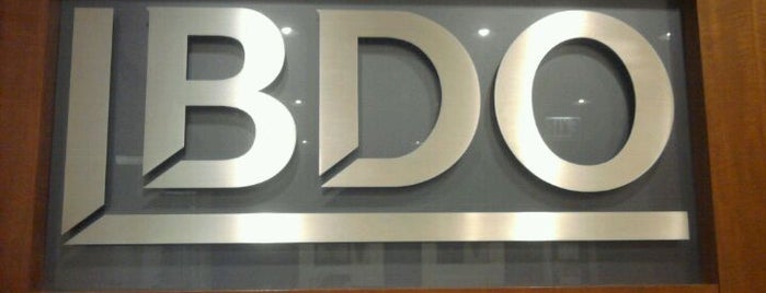 BDO LLP. National office is one of Lugares guardados de Earth Hour Illinois 2012.