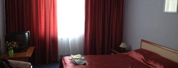 Горняк is one of Коми - гостиницы, питание, сервис.