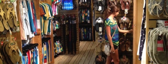 Ono Surf Shop is one of Michelle : понравившиеся места.