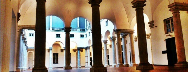Palazzo Ducale is one of Ciao, Bella!.