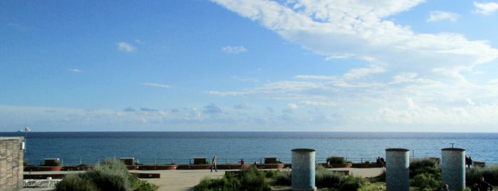 7 Nasi is one of √ Best Beach Resorts in Liguria.