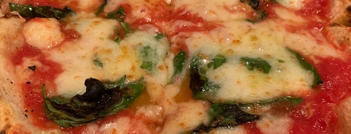 pizzeria fabbrica 1090 is one of Tokyo Favorites.