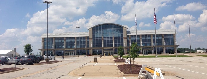 MidAmerica St Louis Airport is one of Tempat yang Disukai 🖤💀🖤 LiivingD3adGirl.