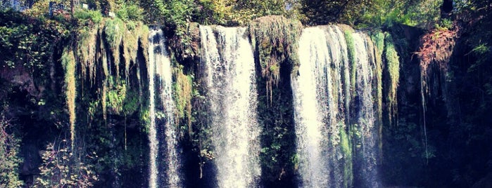 Düden Şelalesi is one of สถานที่ที่ Marya ถูกใจ.