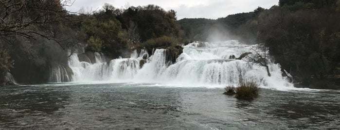 Krka Wasserfälle is one of Orte, die Ryan gefallen.
