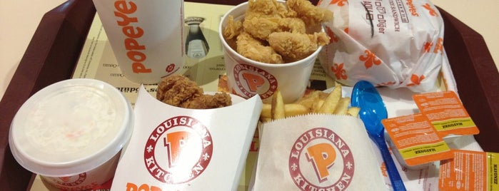 Popeyes Louisiana Kitchen is one of Lieux sauvegardés par Erman.