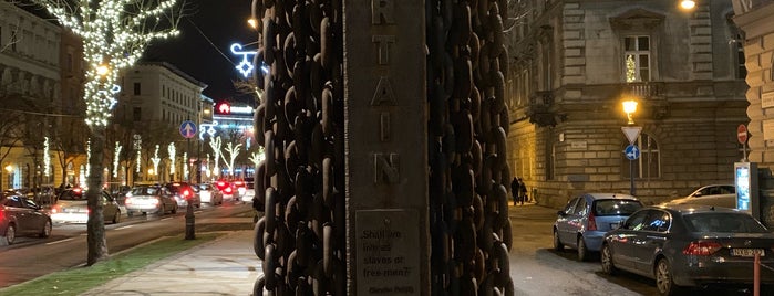 Iron Curtain is one of Budapest⚡️.