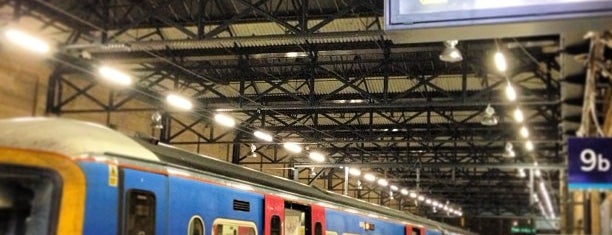 Estación de Londres King's Cross (KGX) is one of Transport.