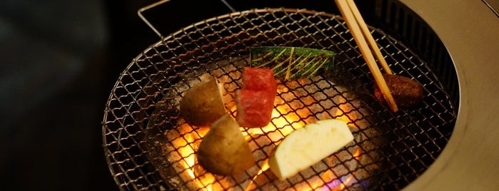 仙台牛炭火焼ステーキ AZUMAN is one of dinner.