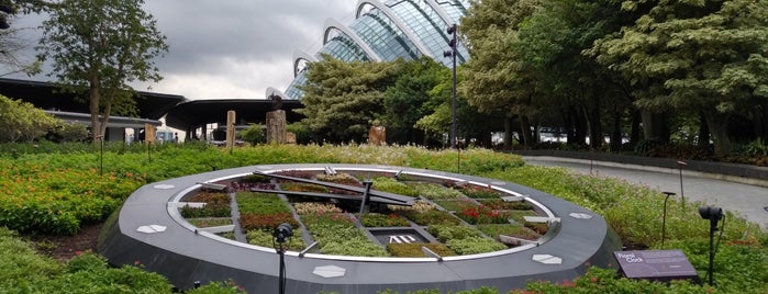 Floral Clock is one of Chriz Phoebe : понравившиеся места.