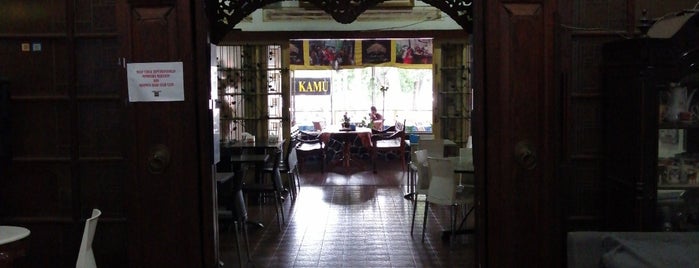 Kopi KAMU is one of tempat nongkrong asyik di Bandung.