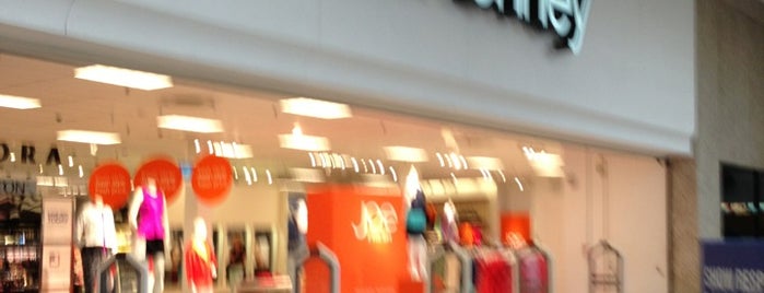 JCPenney is one of Tempat yang Disukai Guto.
