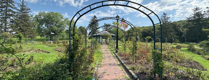 Thornden Park Rose Garden is one of CNY-Syracuse"Must".