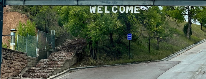 Hot Springs, SD is one of Colorado to Dakota.