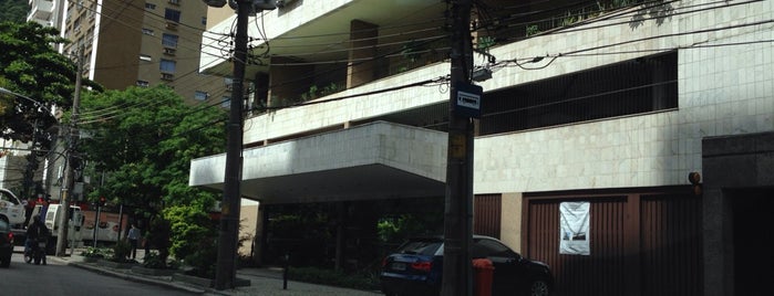 Rua Maria Angélica is one of Lieux qui ont plu à Carlos Alexandre.
