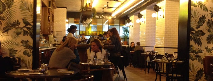 Benedict is one of Berlin Cafe.