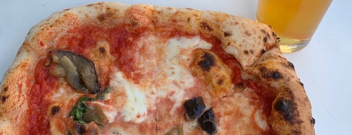 Pizzeria Disco Volante is one of Viyana.