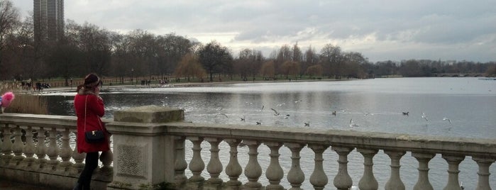 The Serpentine is one of London.