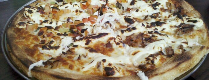 Super Pizza Pan is one of Lugares favoritos de Bruno.