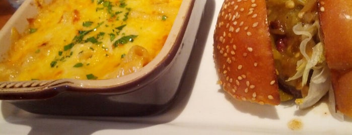 Chelsea's Kitchen is one of Will Brazil's Mac N Cheese Run.