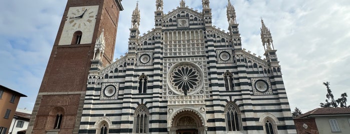 Duomo di Monza is one of Milano Yeme Icme Gezme.