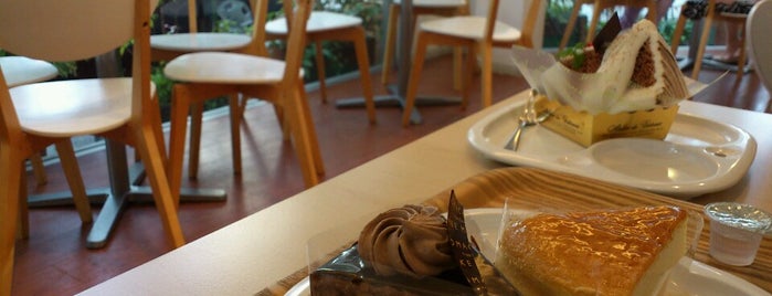 Mama’s Selection Motomachi Cake is one of 気になる.