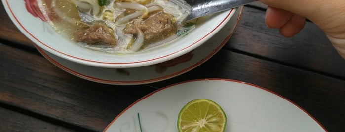 Bebek Ayayo is one of Indonesia's Cuisine.