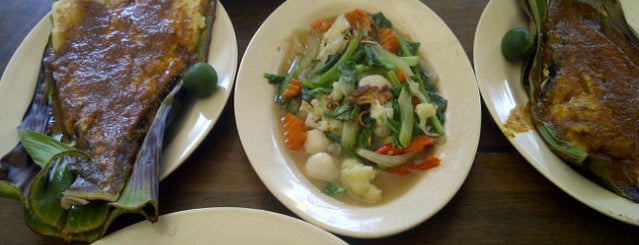 Restoran Sekinchan Ikan Bakar is one of Top picks for Asian Restaurants.