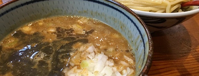 月と鼈 is one of つけ麺とかラーメンとか.
