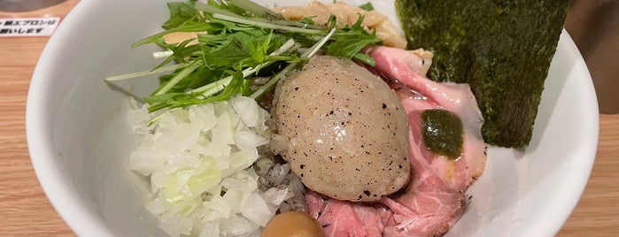 crab台風。 is one of つけ麺とかラーメンとか.