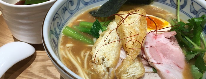 Ginza Kazami is one of つけ麺とかラーメンとか.