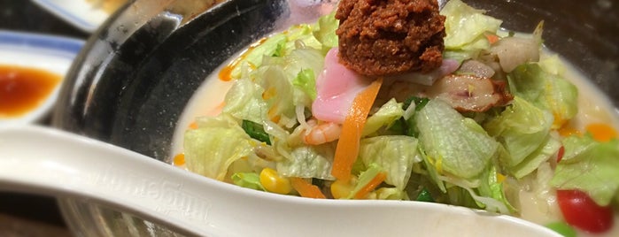 リンガーハット is one of つけ麺とかラーメンとか.