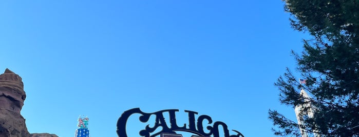 Calico Mine Ride is one of สถานที่ที่ Phillip ถูกใจ.